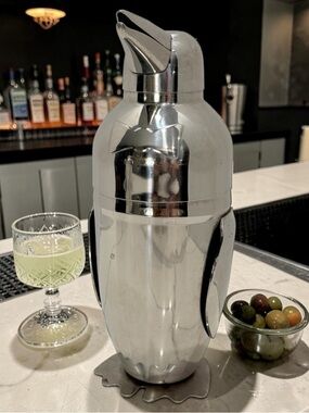 Stainless Steel Penguin Cocktail Shaker MCM Barware Mixologist Vintage Retro
